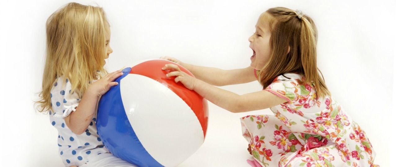 Jak nauczyć dziecko dzielić się zabawkami